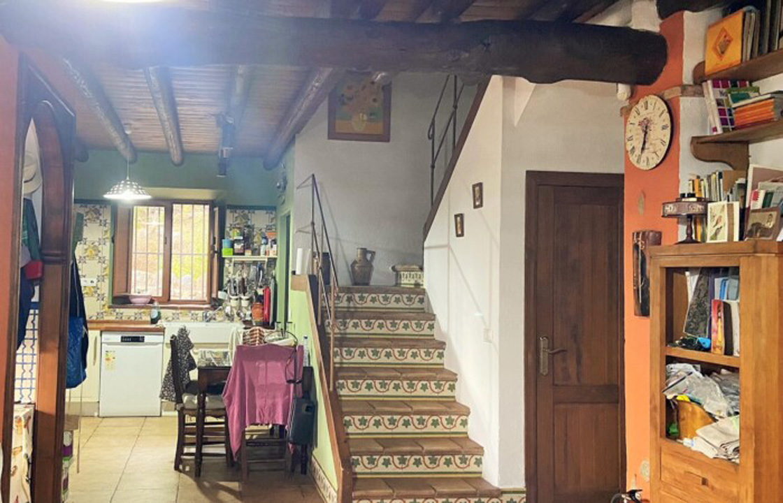 Preciosa casa rural entre castanos 14