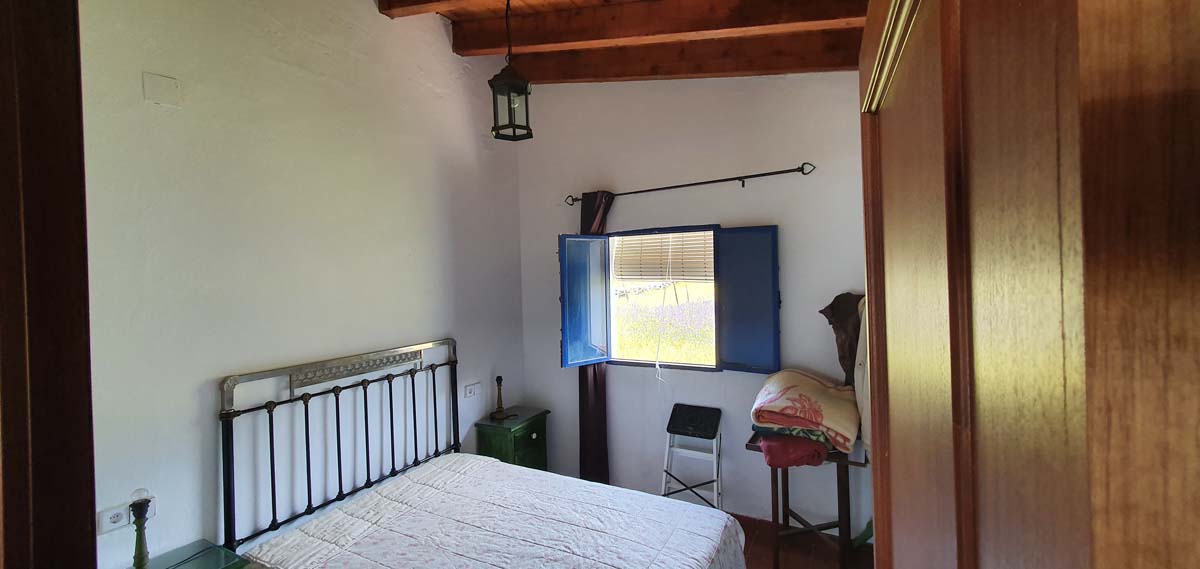 olivar con dos casas 14