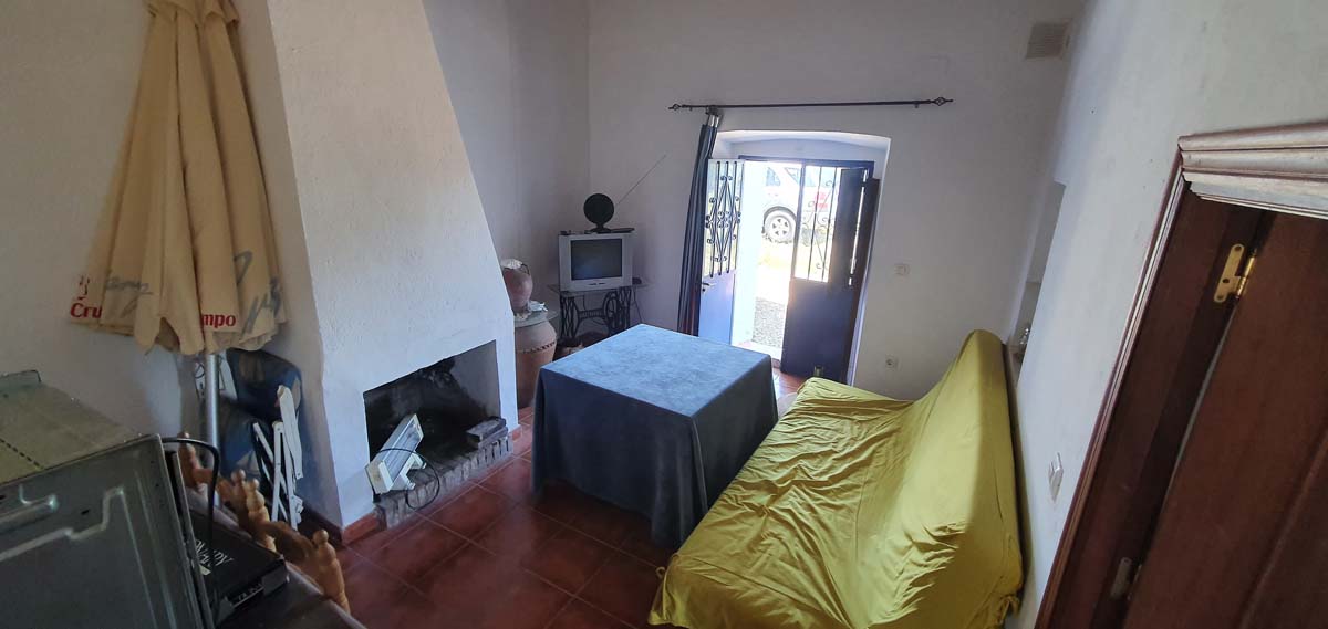 olivar con dos casas 15